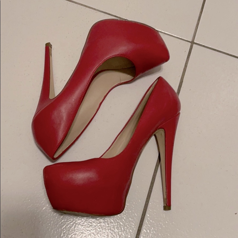 3/$25 ALDO red pumps